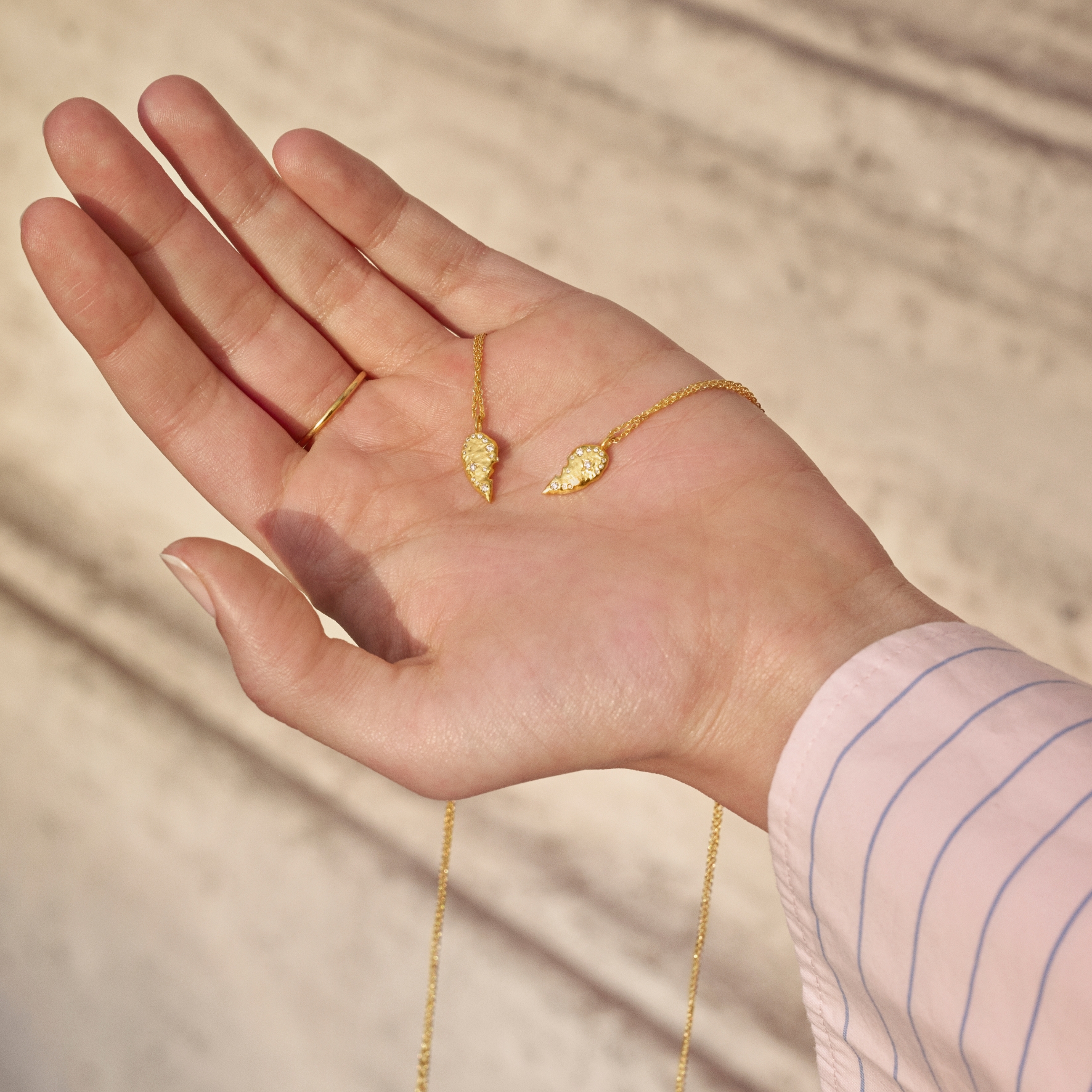 Maanesten Keeper Necklace — Halskæde