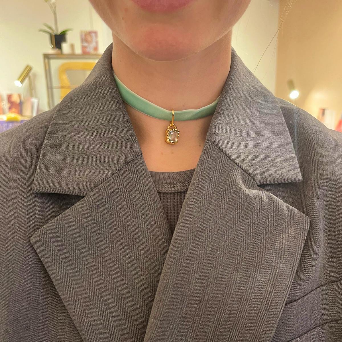 House Of Vincent — String Of Prosperity Necklace Choker Green Amethyst House Of Vincent String Of Prosperity Necklace Choker Green Amethyst — Collier