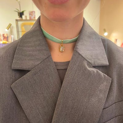 House Of Vincent — String Of Prosperity Necklace Choker Green Amethyst House Of Vincent String Of Prosperity Necklace Choker Green Amethyst — Collier