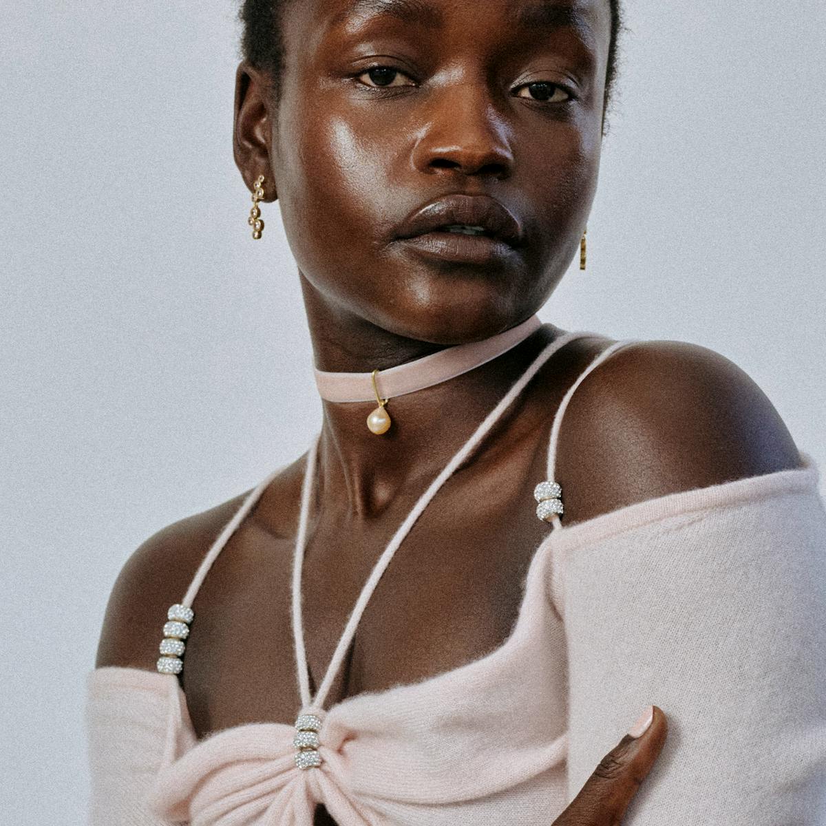 House Of Vincent — String Of Venus Teardrop Choker Necklace House Of Vincent String Of Venus Teardrop Choker Necklace — Halskette