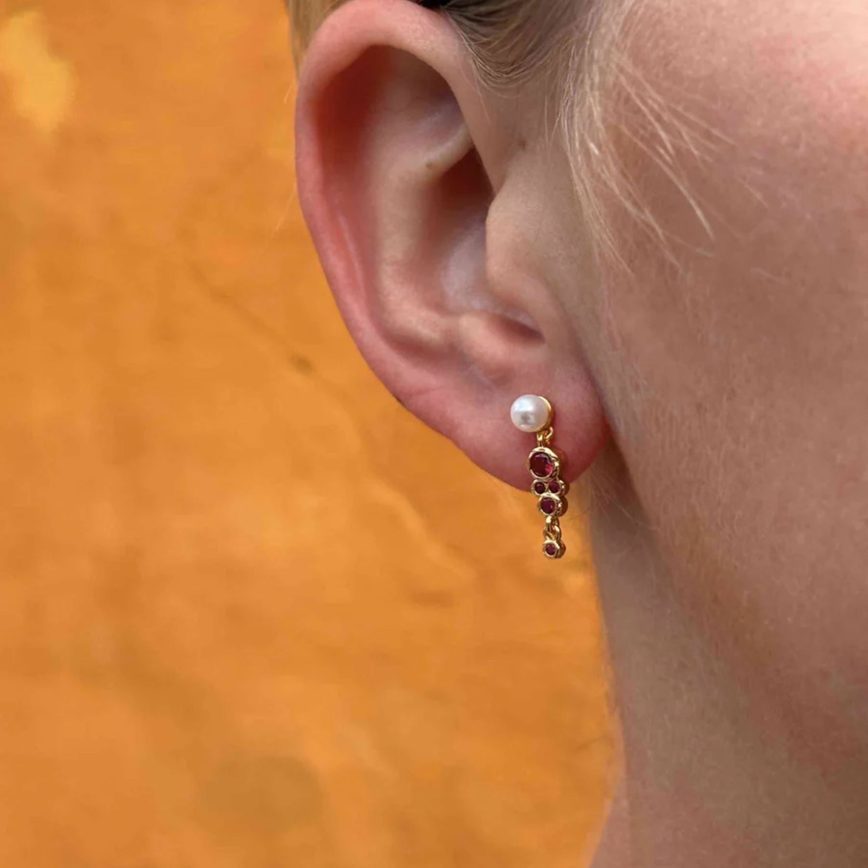 Hultquist Copenhagen Scarlet Red Earrings — Örhängen