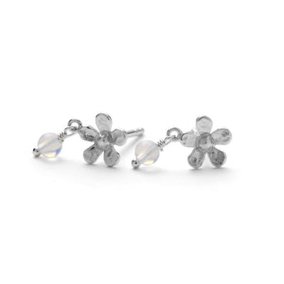Pernille Corydon — Moonstone Poppy Earsticks Pernille Corydon Moonstone Poppy Earsticks — Ohrringe