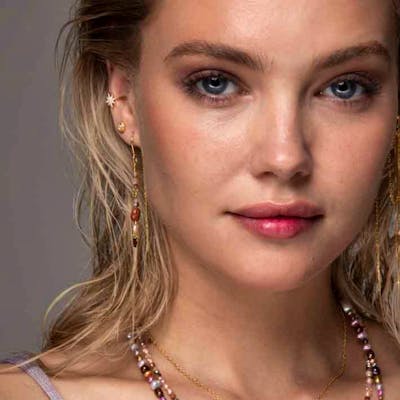 Nuni Copenhagen — Kikki Brown Earchains Nuni Copenhagen Kikki Brown Earchains — Ohrringe