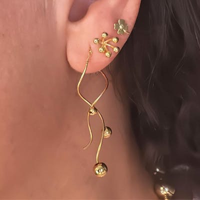 Nuni Copenhagen — Angelina Small Gold Earrings Nuni Copenhagen Angelina Small Gold Earrings — Øreringer
