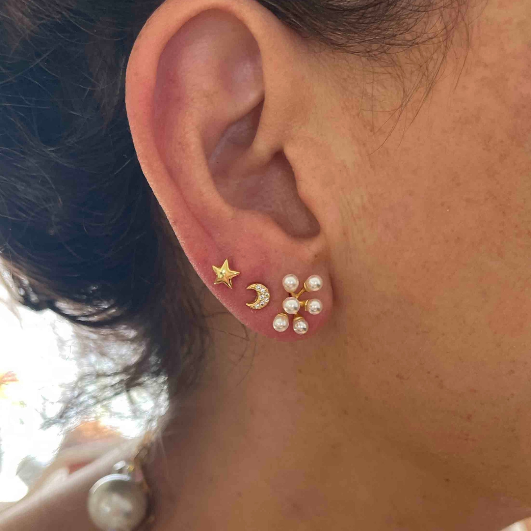 Nuni Copenhagen Ida Pearl Earsticks — Earrings