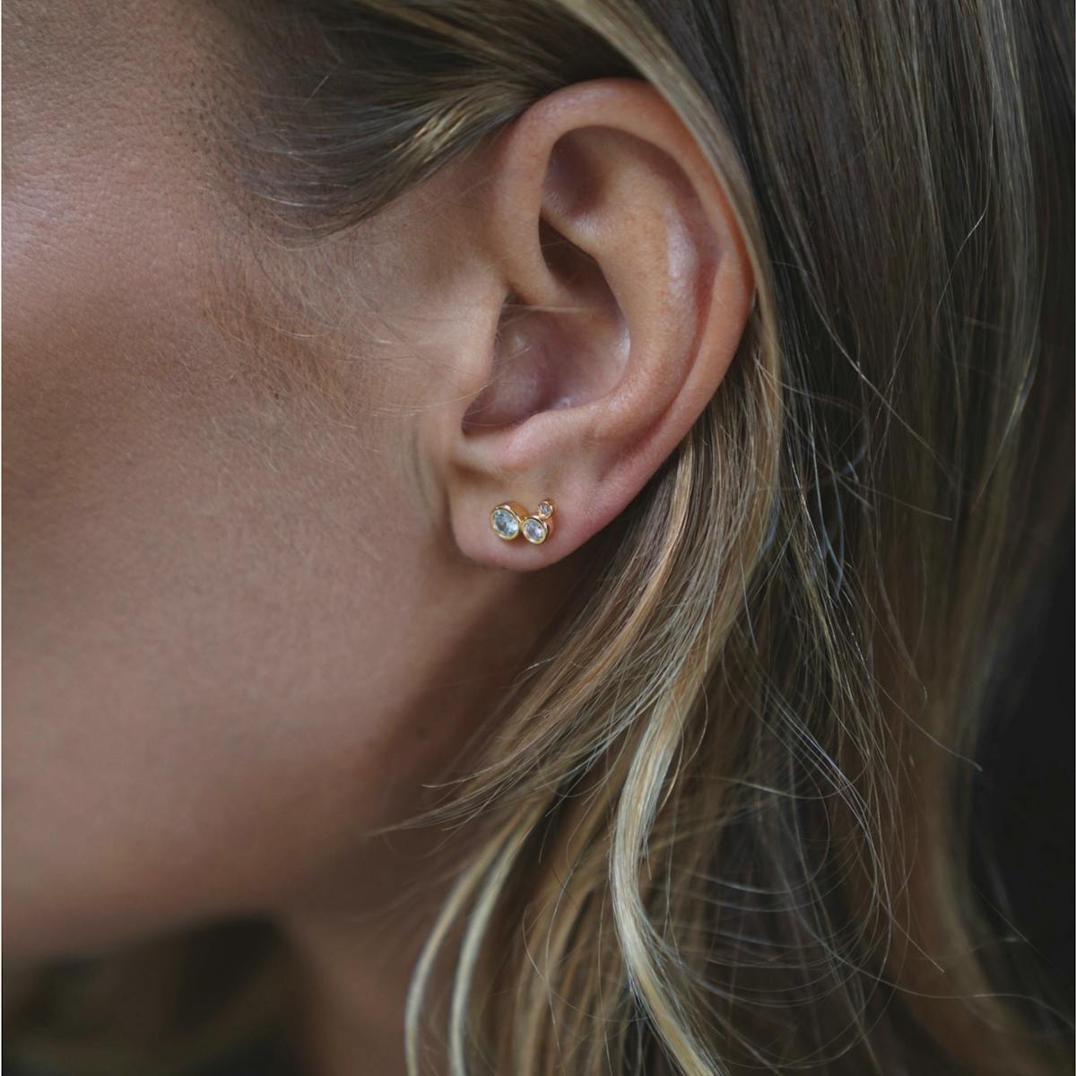 Hultquist Copenhagen — Magnolia Crossaint Earrings Hultquist Copenhagen Magnolia Crossaint Earrings — Øreringer