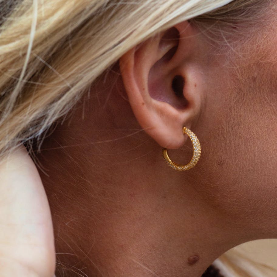 byBiehl — Ocean Flow Medium Sparkle Hoops byBiehl Ocean Flow Medium Sparkle Hoops — Örhängen