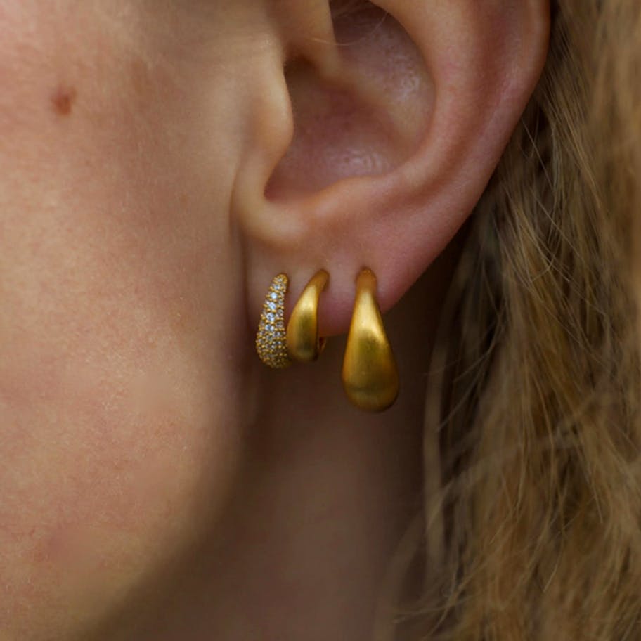 byBiehl — Ocean Flow Hoops Medium byBiehl Ocean Flow Hoops Medium — Oorbel