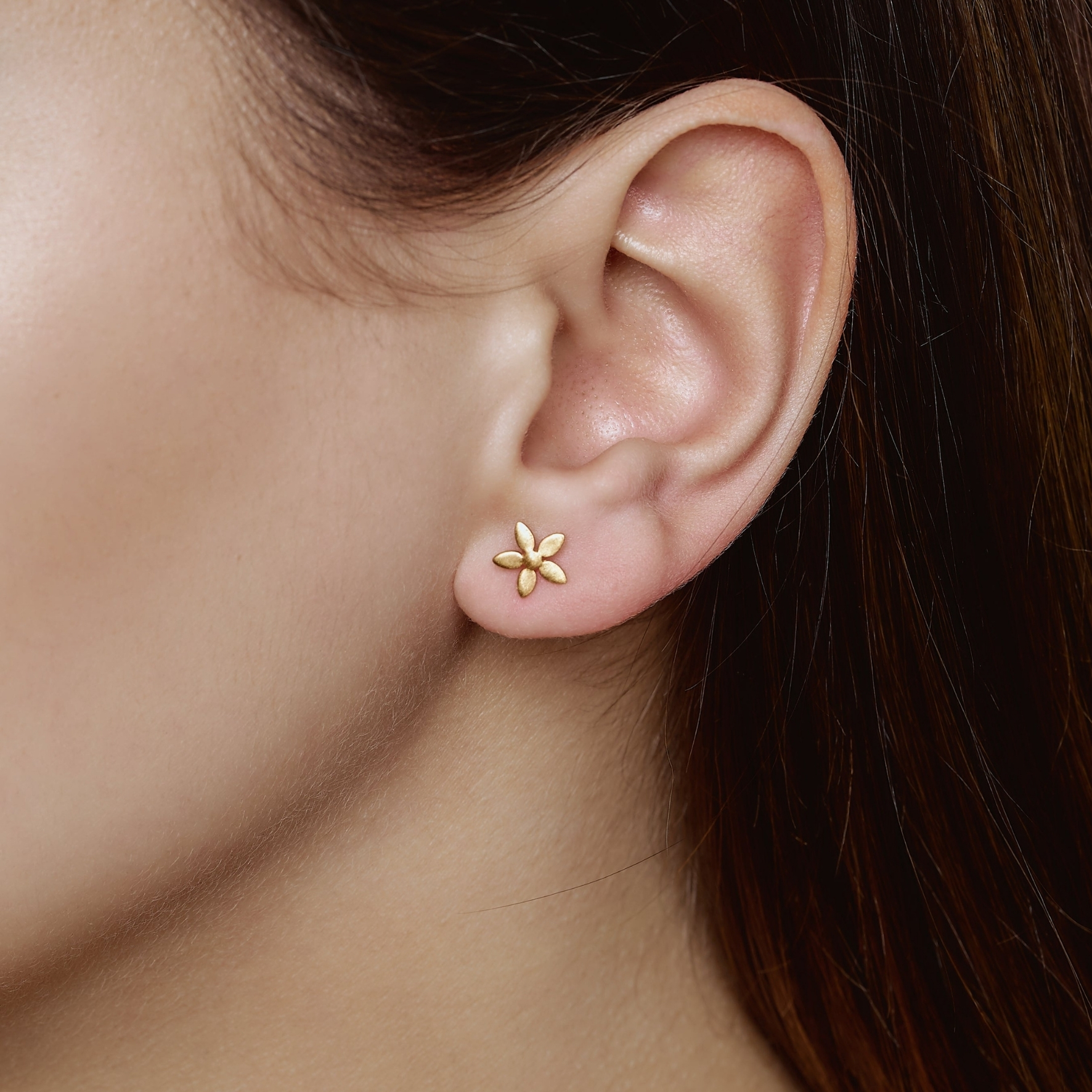 byBiehl Forget-Me-Not Studs — Örhängen