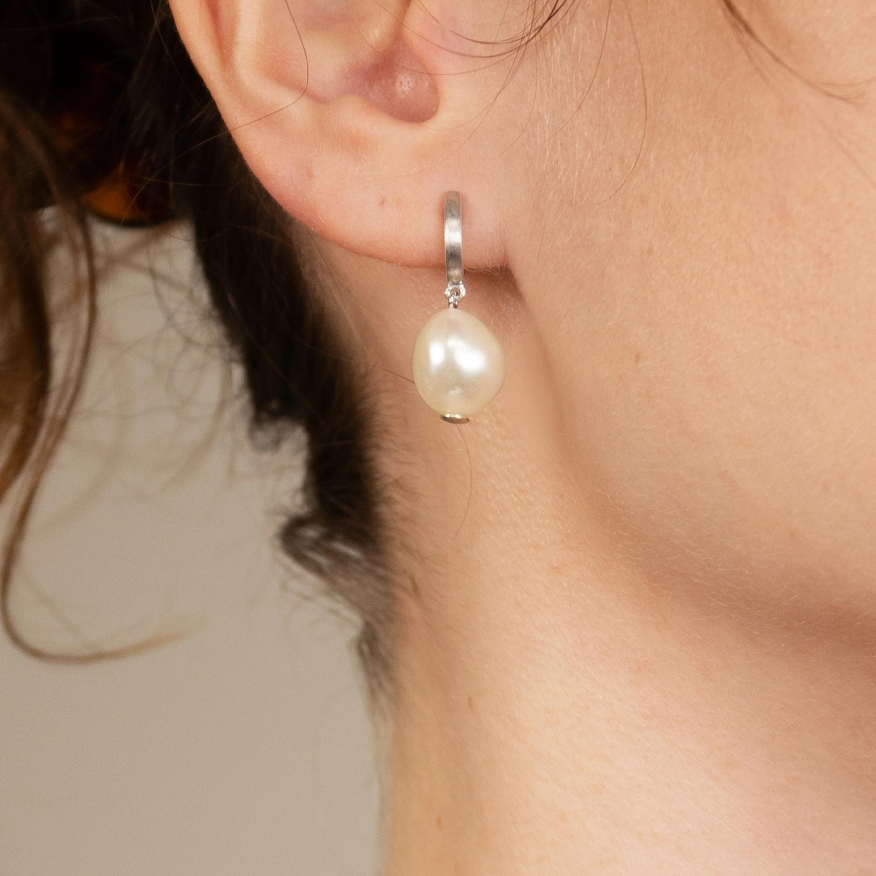 byBiehl Aura Grande Hoops — Örhängen