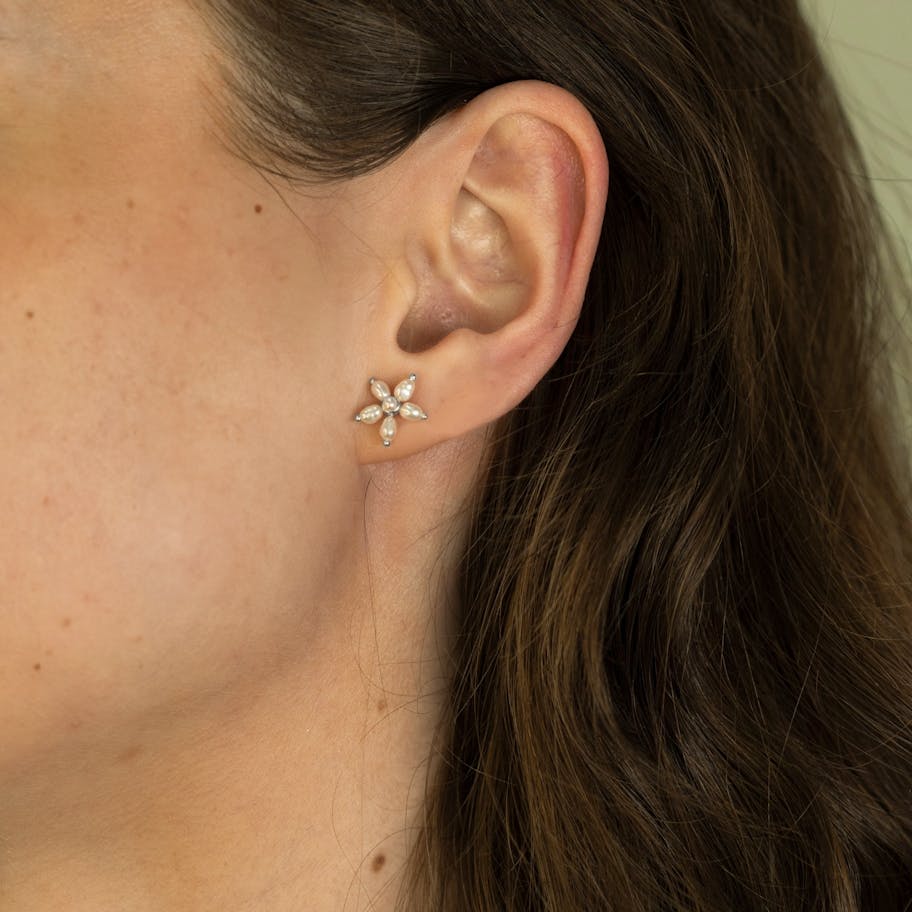 byBiehl — Pearl Signature Studs byBiehl Pearl Signature Studs — Ohrringe