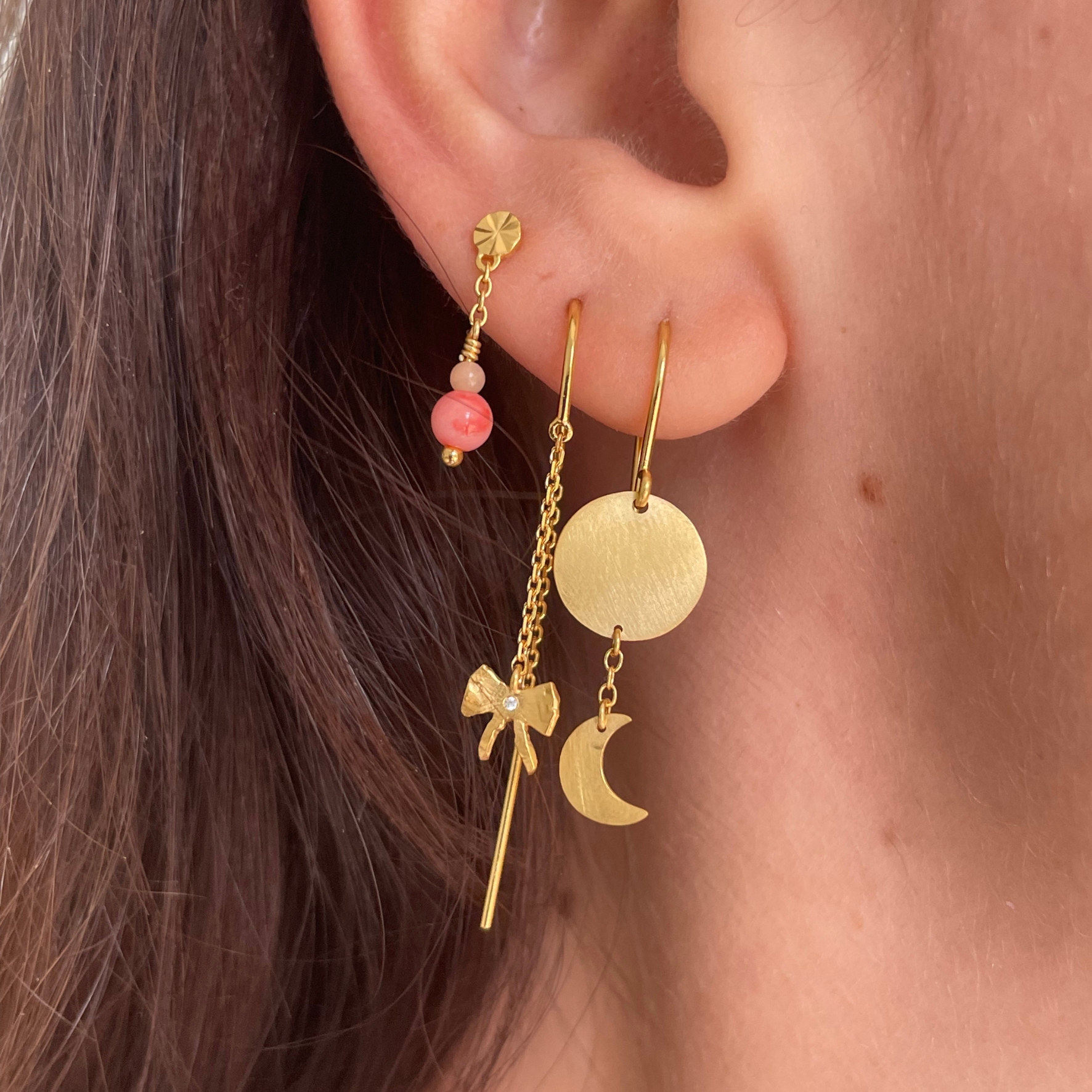 STINE A Jewelry Tres Petit Etoile Earring With Coral — Örhängen