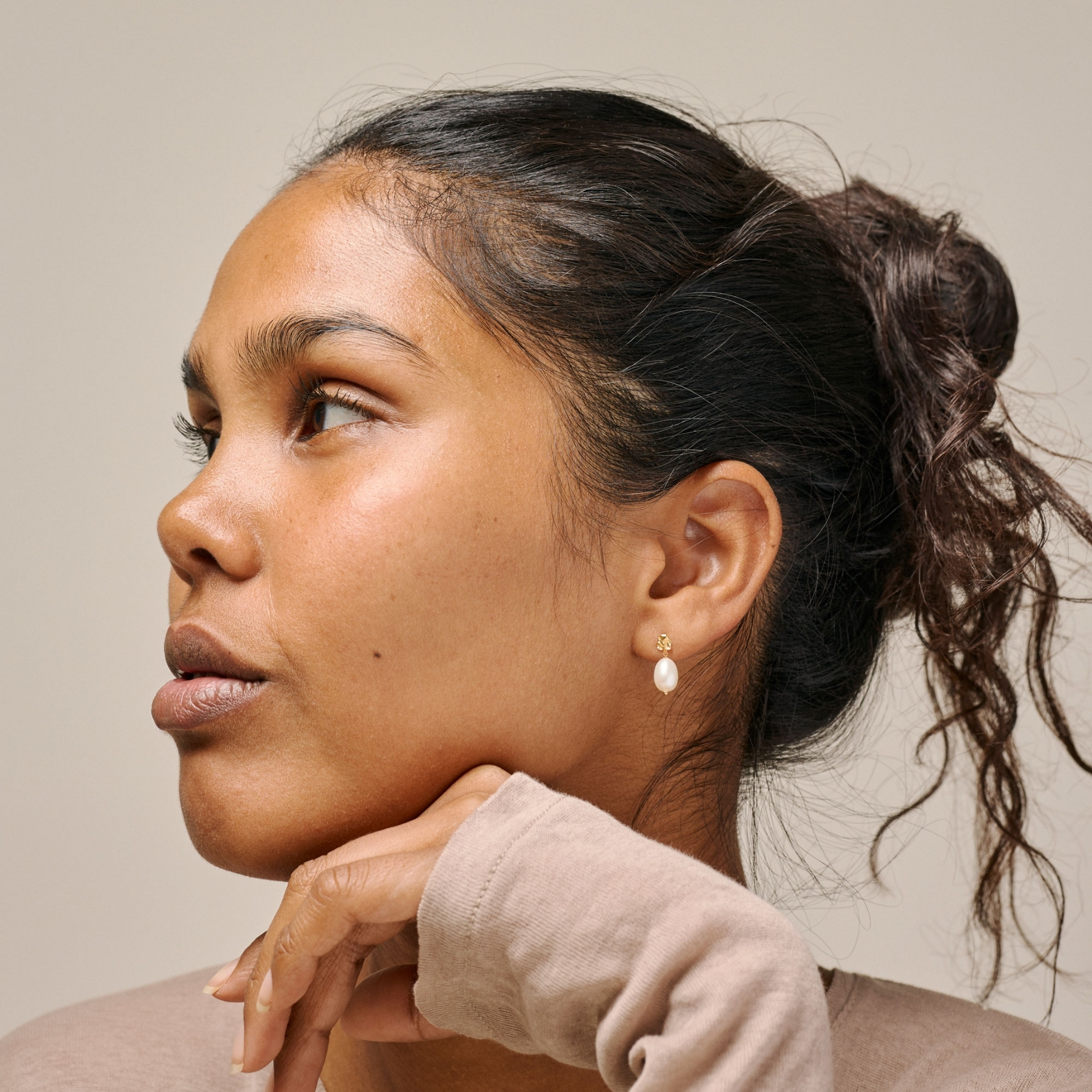 Enamel Copenhagen Poe Pearl Studs — Øreringe