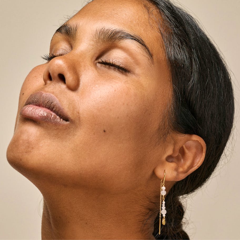 Enamel Copenhagen — Sofia Earring White and Pearls Enamel Copenhagen Sofia Earring White and Pearls — Örhängen