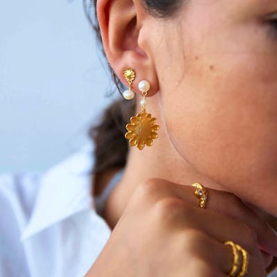 Hultquist Copenhagen — Evelyn Shell Earrings Hultquist Copenhagen Evelyn Shell Earrings — Øreringe