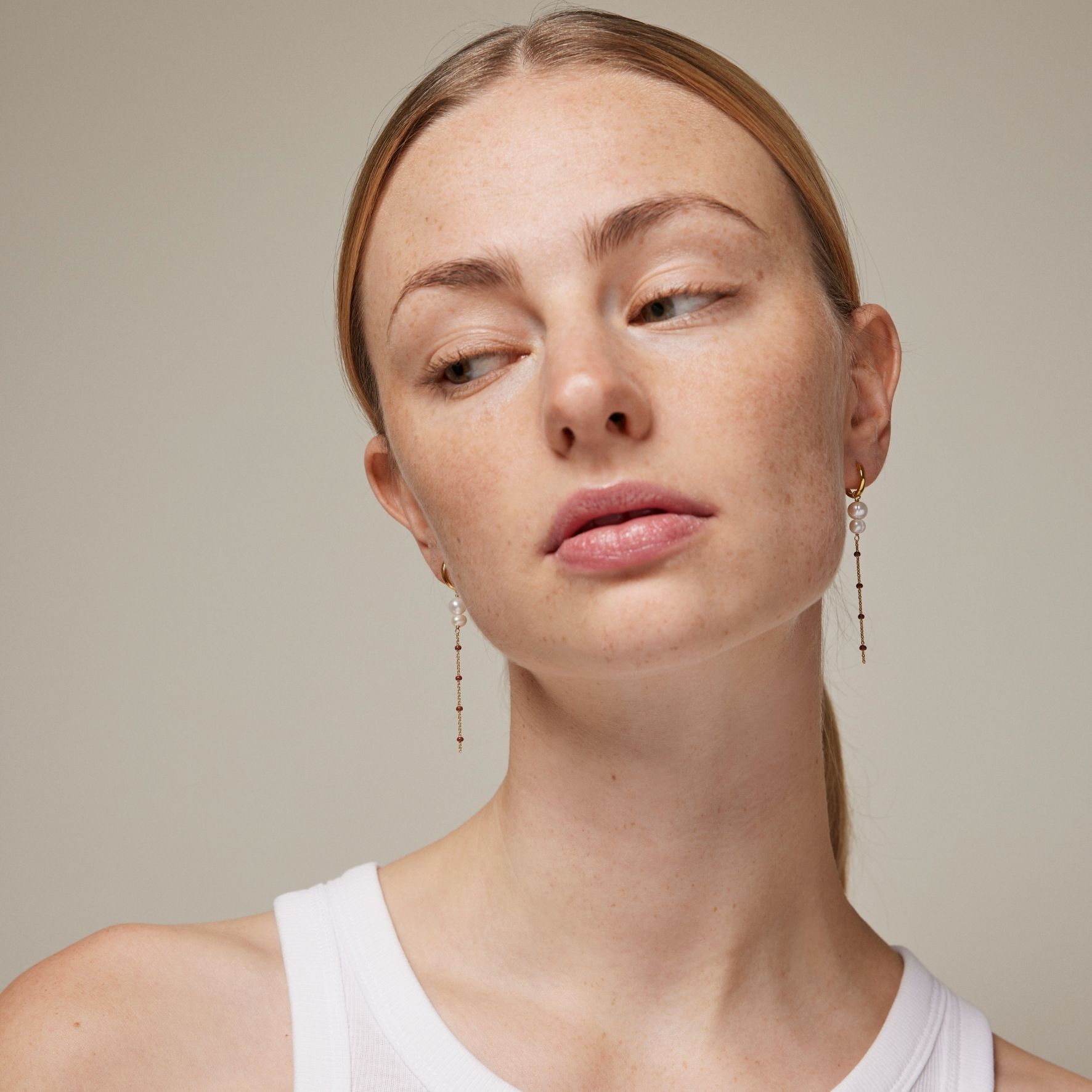 Enamel Copenhagen Lola Double Pearl Copper Hoops — Kolczyk