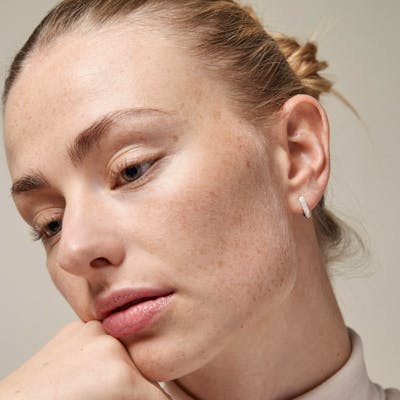 Enamel Copenhagen — Sparkling Square Hoops 12 mm Enamel Copenhagen Sparkling Square Hoops 12 mm — Boucle d'oreille