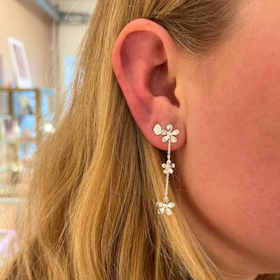 Pernille Corydon — Wild Poppy Earrings Pernille Corydon Wild Poppy Earrings — Boucle d'oreille