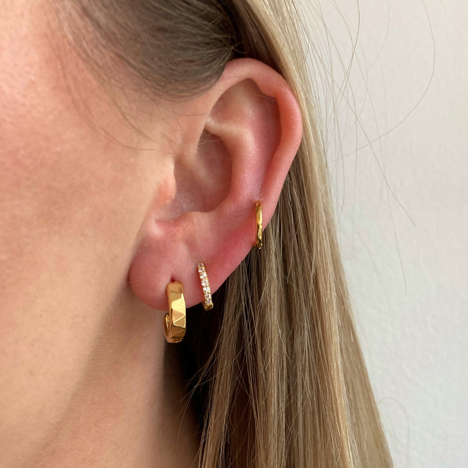 A-Hjort Jewellery Caroline Chunky Hoops — Örhängen