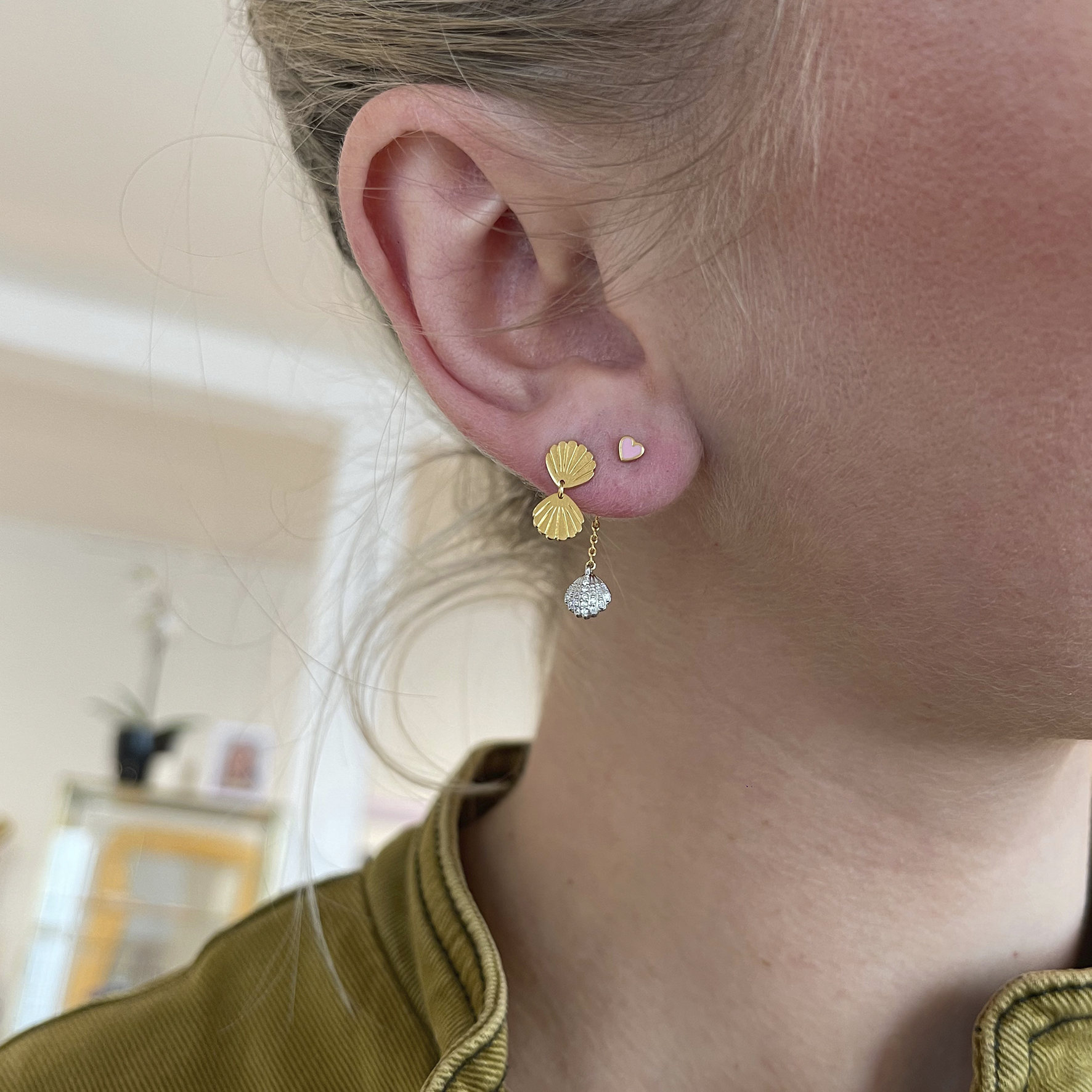 STINE A Jewelry Two Petit Shell Earring — Náušnice