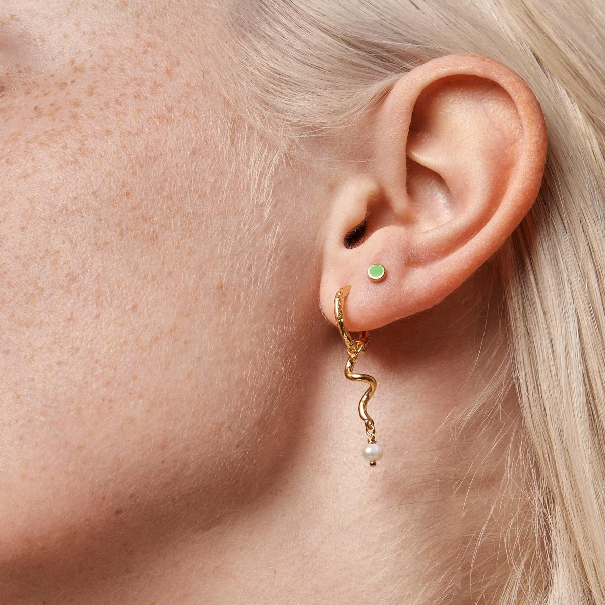 Enamel Copenhagen — Enamel Dot Studs Grass Green Enamel Copenhagen Enamel Dot Studs Grass Green — Earrings