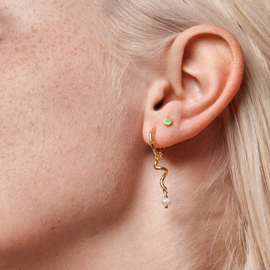 Enamel Copenhagen — Enamel Dot Studs Orange Enamel Copenhagen Enamel Dot Studs Orange — Örhängen