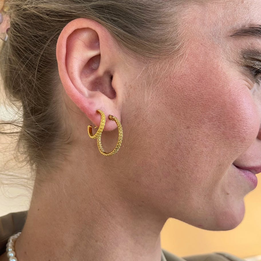 Pico — Yrsa Petit Studs Pico Yrsa Petit Studs — Oorbel