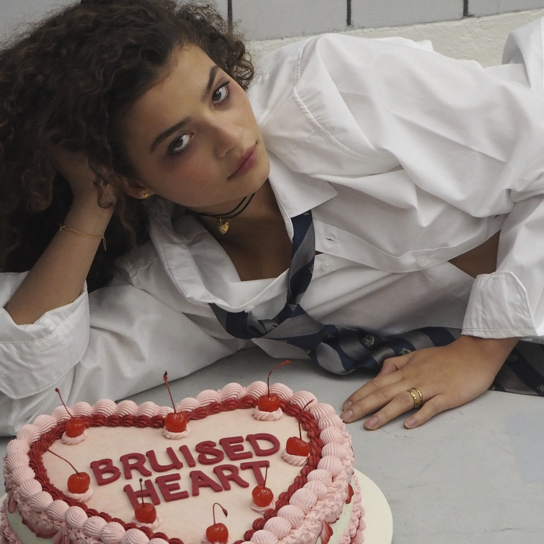 Jane Kønig Bruised Heart Stud — Korvakorut