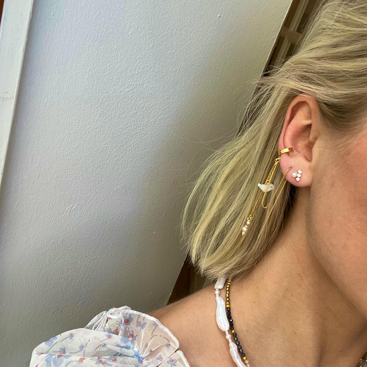 Nuni Copenhagen — Brazil Pearl Earcuff Nuni Copenhagen Brazil Pearl Earcuff — Earrings
