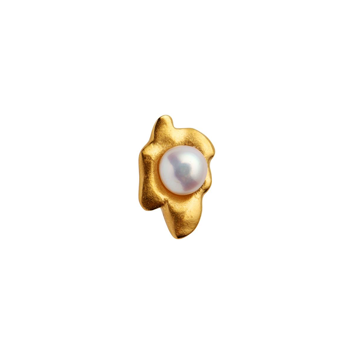 STINE A Jewelry — Petit Shelly Pearl Earring STINE A Jewelry Petit Shelly Pearl Earring — Øreringer