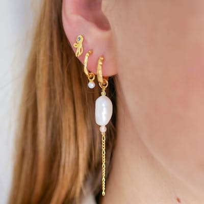 Enamel Copenhagen — Belle Pearl Hoops Enamel Copenhagen Belle Pearl Hoops — Ohrringe