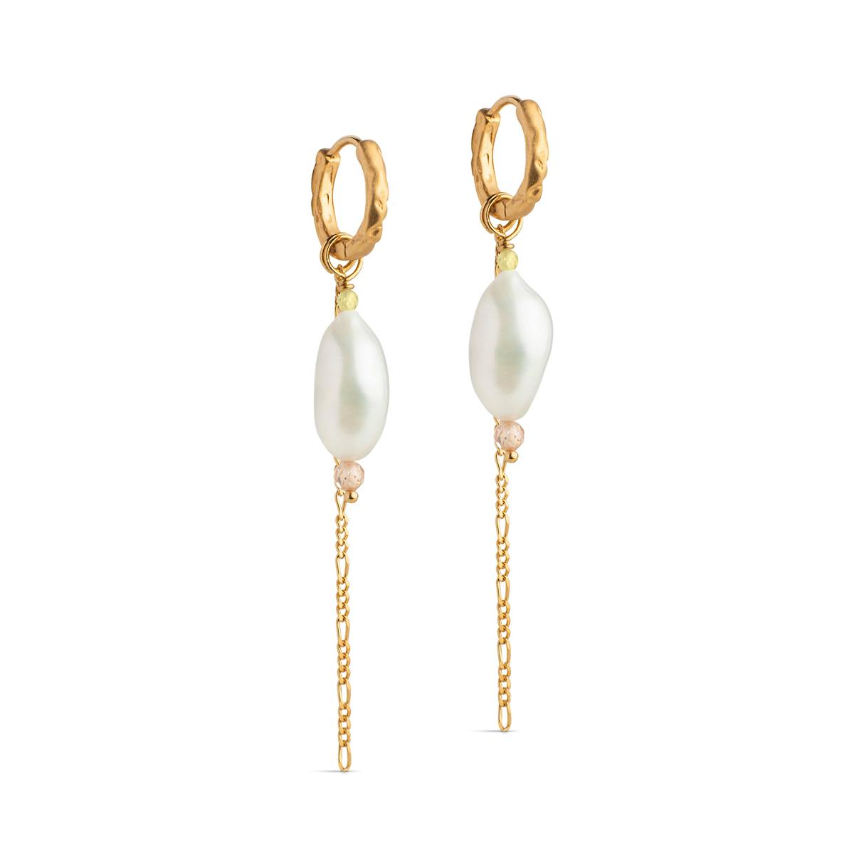 Enamel Copenhagen — Adeline Pearl Earrings Enamel Copenhagen Adeline Pearl Earrings — Korvakorut