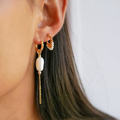 Enamel Copenhagen — Adeline Pearl Earrings Enamel Copenhagen Adeline Pearl Earrings — Øreringe