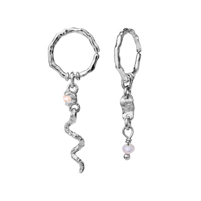 Maanesten — Evelyn Earrings (Maanesten) Maanesten Evelyn Earrings (Maanesten) — Oorbel
