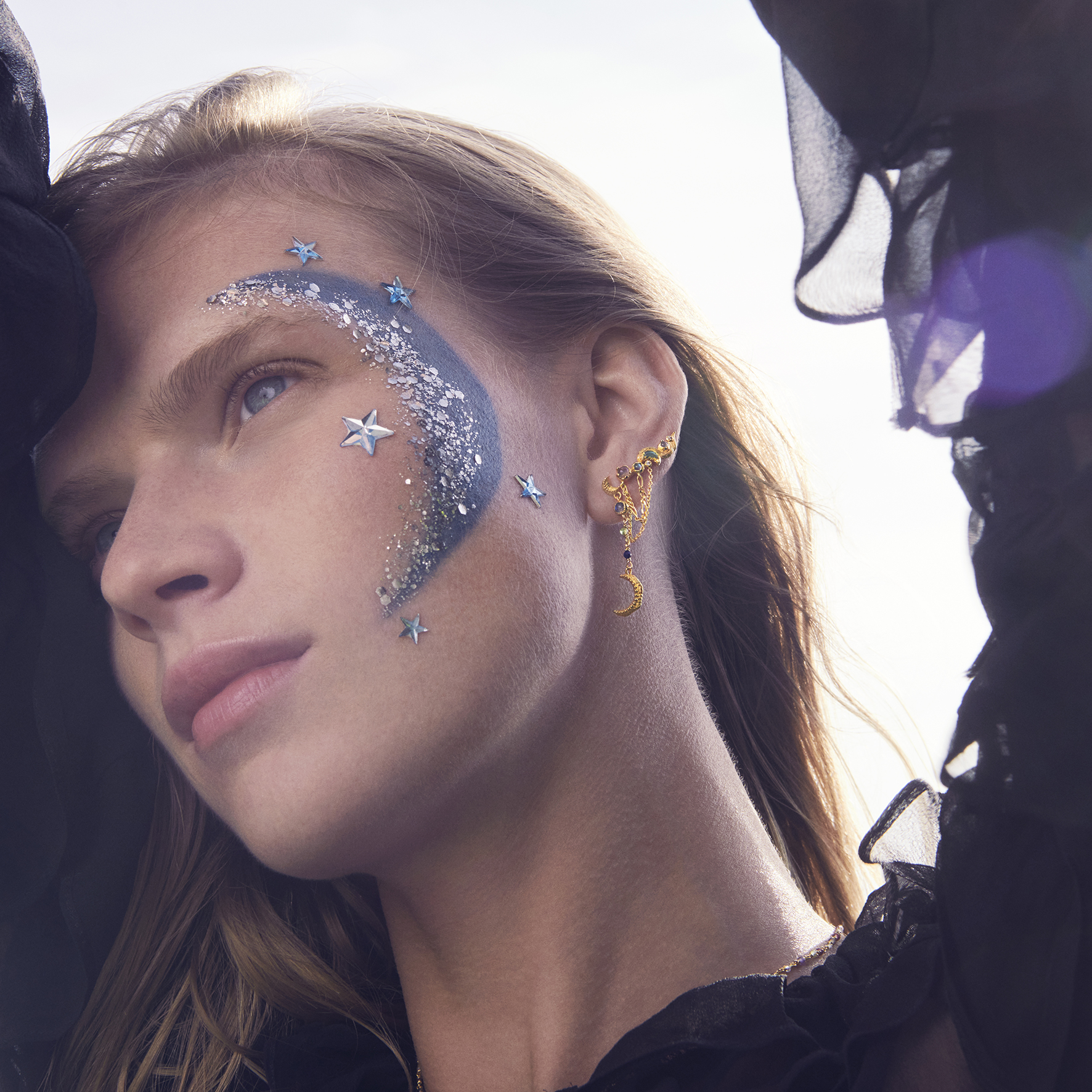 Maanesten Pheobe Earrings — Örhängen