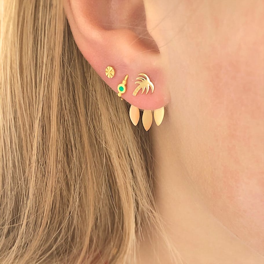 STINE A Jewelry — Dancing Three Leaves Behind Ear STINE A Jewelry Dancing Three Leaves Behind Ear — Örhängen