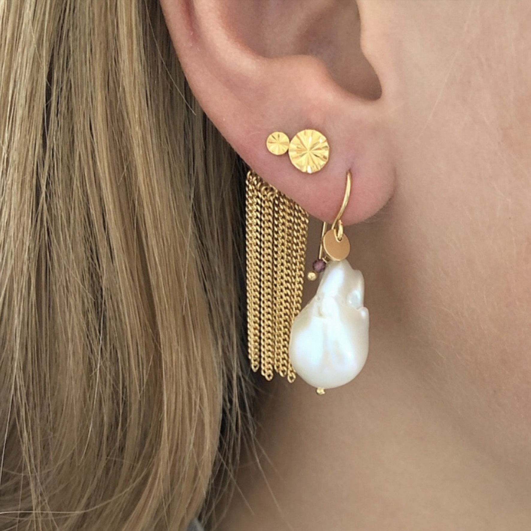 STINE A Jewelry Trés Petit Etoile Earstick — Náušnice