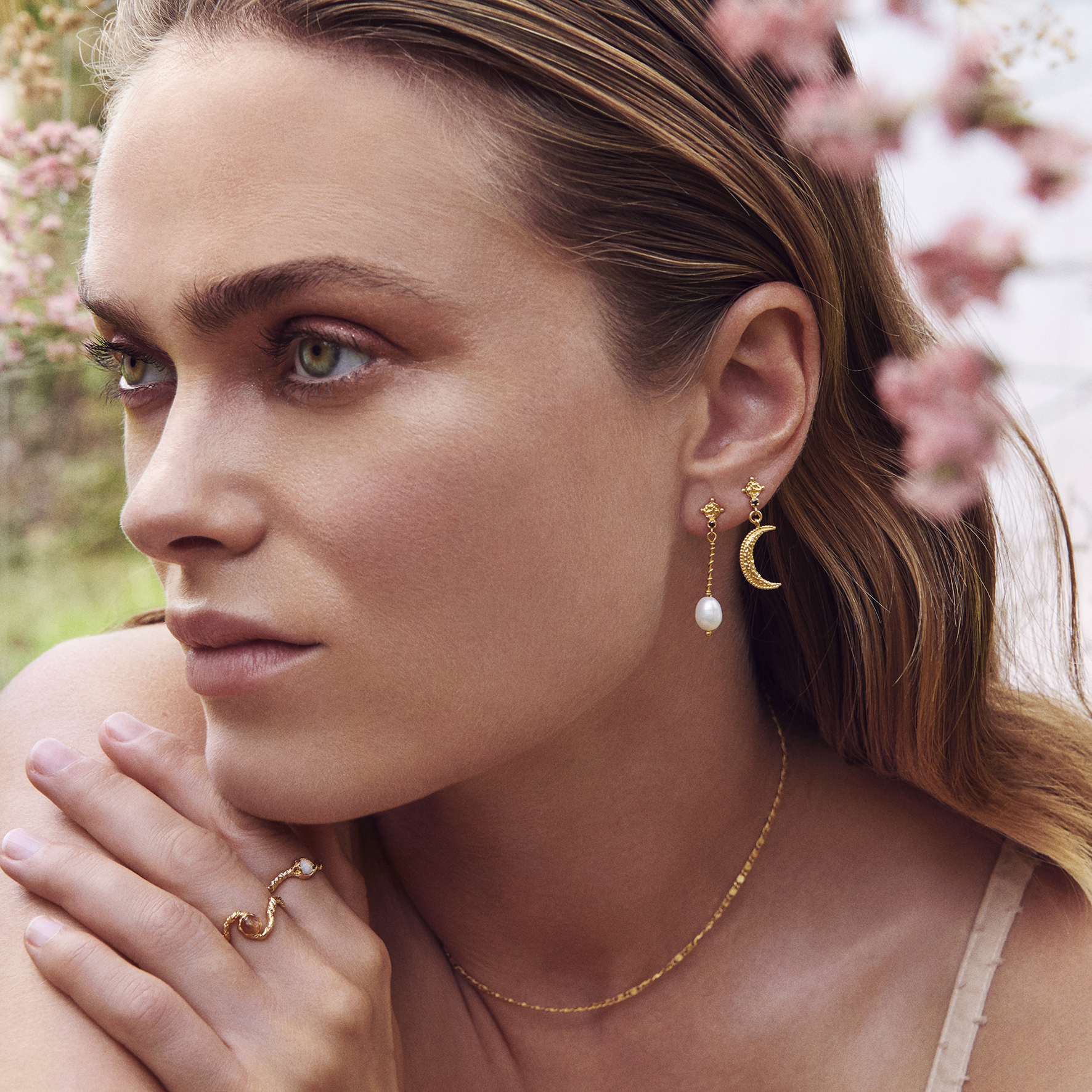 Maanesten Nyla Earrings — Örhängen