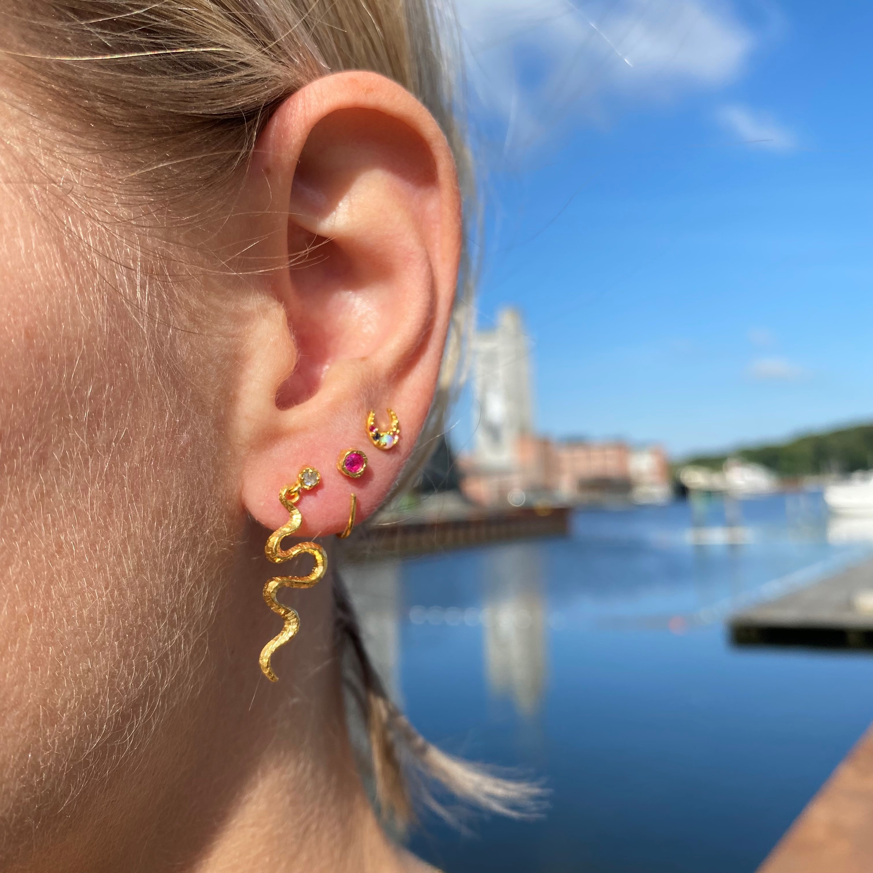 Maanesten Lucy earrings — Örhängen