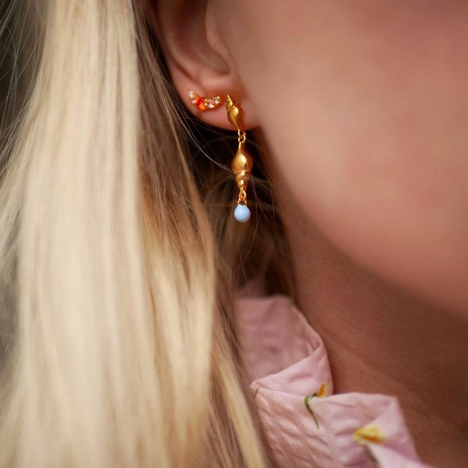 Enamel Copenhagen — Tulip Shell earrings Enamel Copenhagen Tulip Shell earrings — Örhängen
