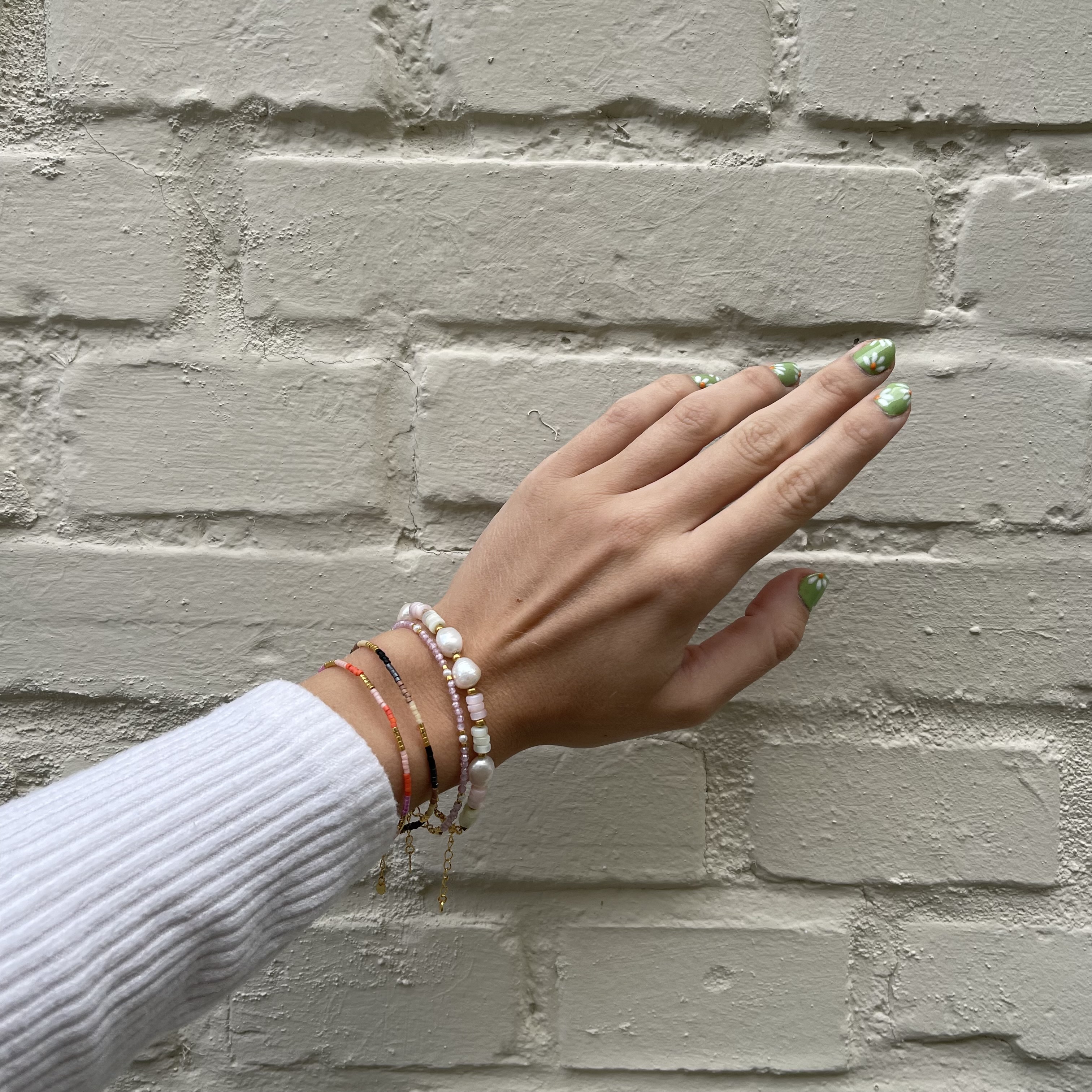 Nuni Copenhagen Kira Coral Love Bracelet — Bransoletka