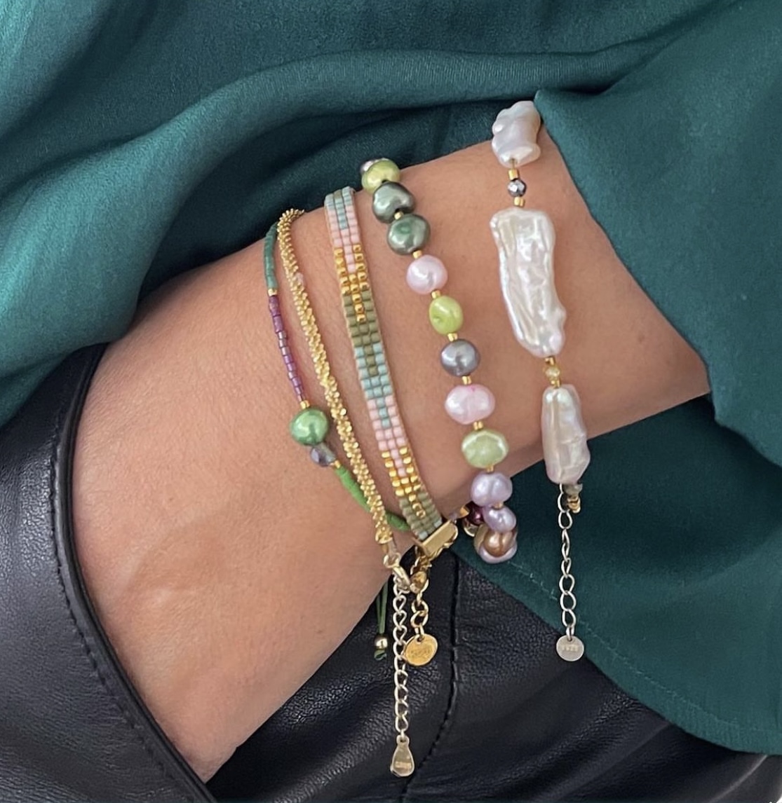 Nuni Copenhagen Mary Dusty Bracelet Green — Armbånd