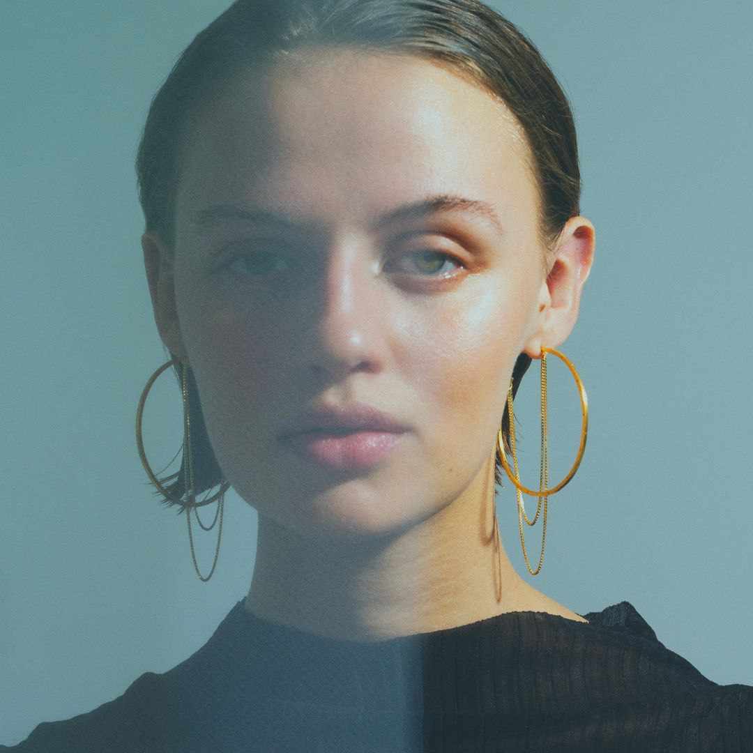 jane-koenig-earring