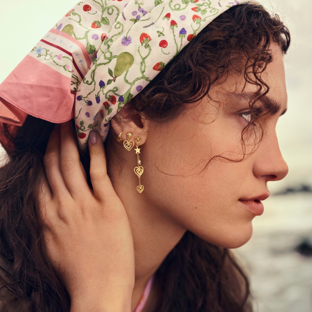 maanesten-earring