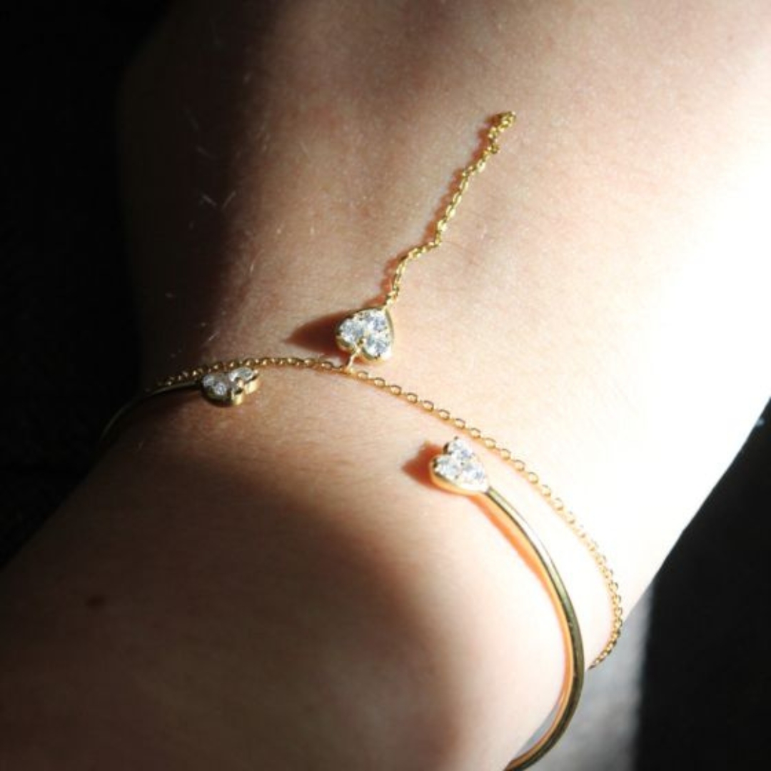 Stine-a-jewelery-bracelet