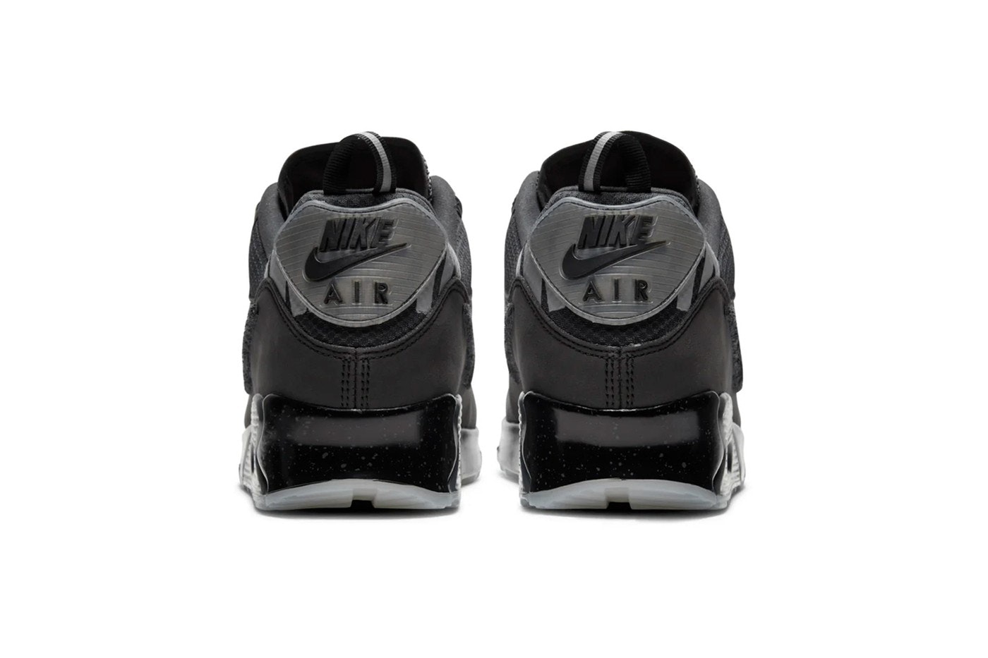 Undefeated x Nike Air Max 90 (Black)