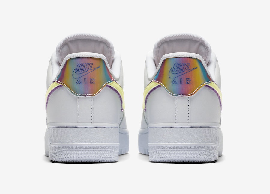Nike Air Force 1 Wmns "Easter"