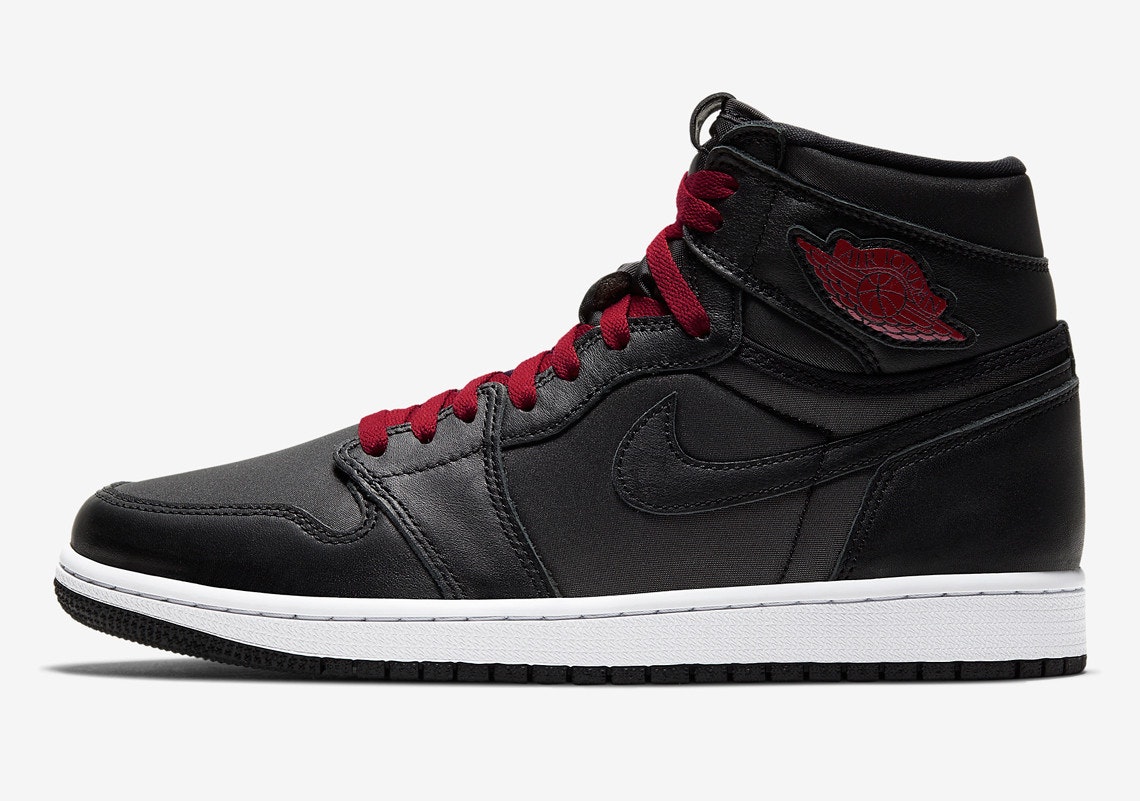 Air Jordan 1 High OG "Black Satin"
