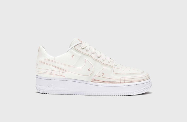 Nike Air Force 1 '07 LX Wmns (White/University Red) Nike Air Force 1 '07 LX Wmns (White/University Red)