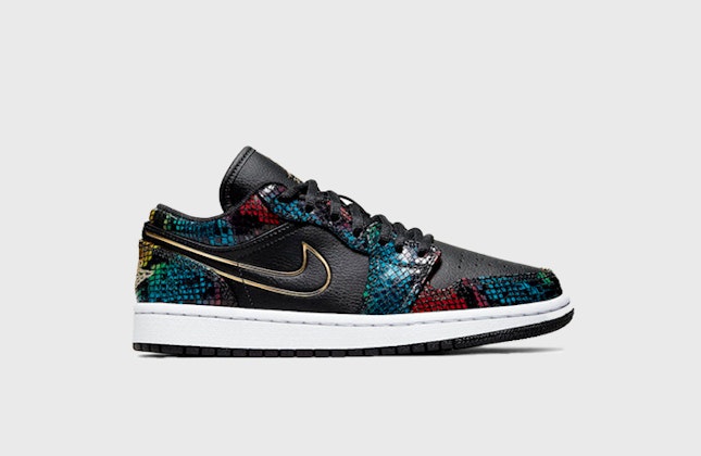 Air Jordan 1 Low Wmns "Multicolor Snakeskin"